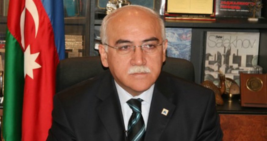 İsa Qəmbər Ankarada xəstəxanadan buraxılıb İsa Qəmbər Ankarada xəstəxanadan buraxılıb