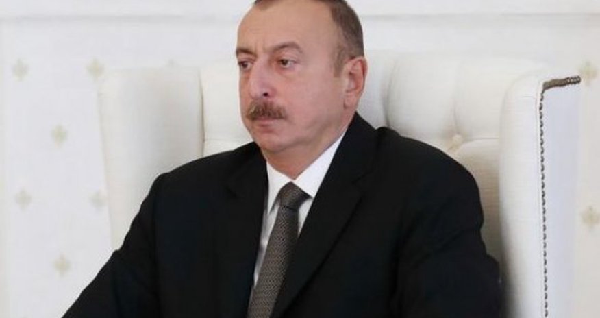 Ильхам Алиев настраивает цифровое правительство Ильхам Алиев настраивает цифровое правительство