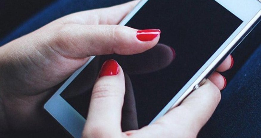 Mobil telefon partladı -ölən var Mobil telefon partladı -ölən var