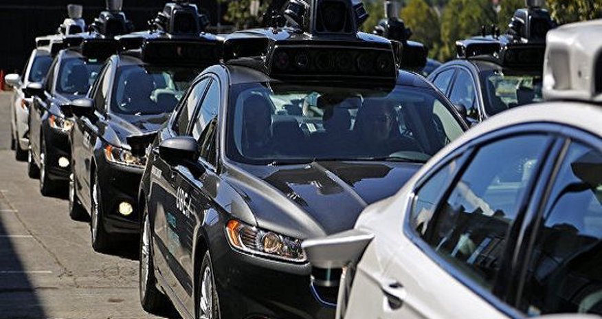 Uber приостановил испытания беспилотных машин Uber приостановил испытания беспилотных машин