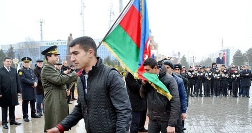 Hərbi çağırış başladı Hərbi çağırış başladı