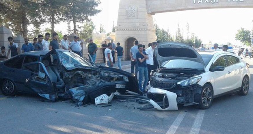 Azərbaycanda yol terroru: 9 nəfər ölüb Azərbaycanda yol terroru: 9 nəfər ölüb