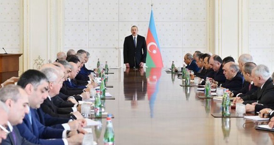 Nazirlər təlaşda: onlar yeni komandada olmayacaq... Nazirlər təlaşda: onlar yeni komandada olmayacaq...
