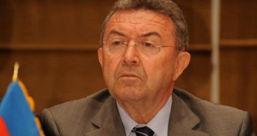 Misir Mərdanovun kürəkəni gömrükdən çıxarıldı Misir Mərdanovun kürəkəni gömrükdən çıxarıldı