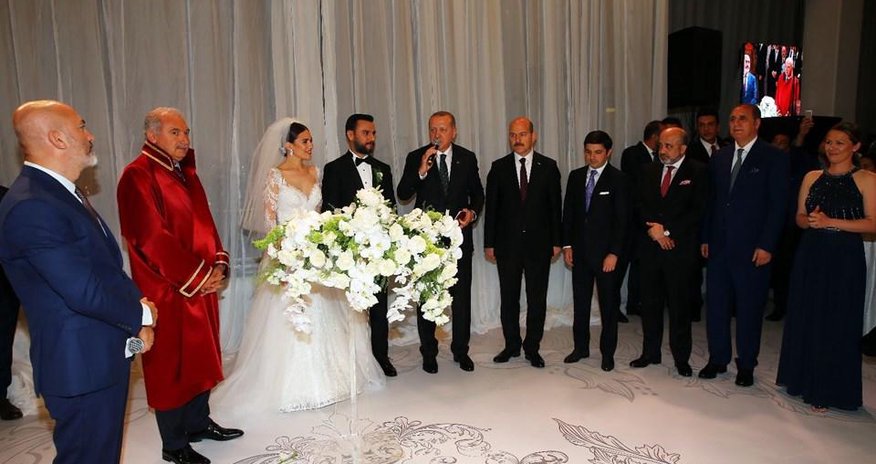 Ərdoğan və Anar Alişanın toyunda – VIDEO Ərdoğan və Anar Alişanın toyunda – VIDEO