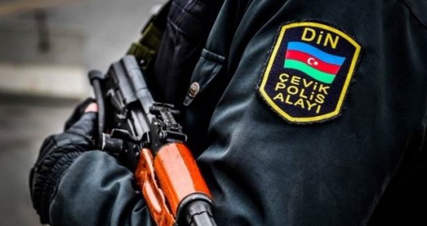 Polis 23 borclunu saxladı Polis 23 borclunu saxladı