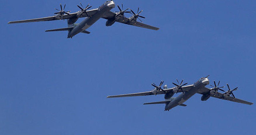 Американцы перехватили два российских бомбардировщика Американцы перехватили два российских бомбардировщика