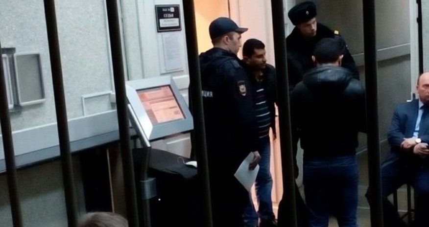 “Lənkəranski”nin qardaşı qisas üçün Bakıdan Piterə killer göndərdi “Lənkəranski”nin qardaşı qisas üçün Bakıdan Piterə killer göndərdi