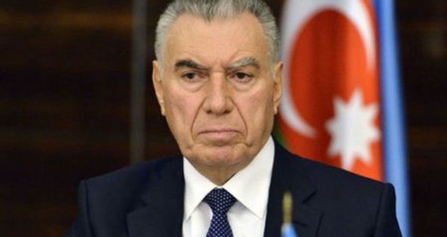 Qaçqınları xələfinin üstünə Əli Həsənov özü qaldırıb? Qaçqınları xələfinin üstünə Əli Həsənov özü qaldırıb?