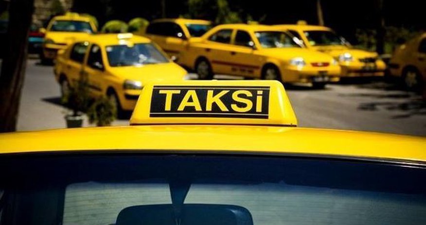 Ограбившие таксиста не смогли избежать наказания Ограбившие таксиста не смогли избежать наказания