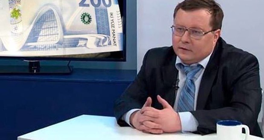 Rus analitik 200 manatlıq əskinas haqqında Rus analitik 200 manatlıq əskinas haqqında