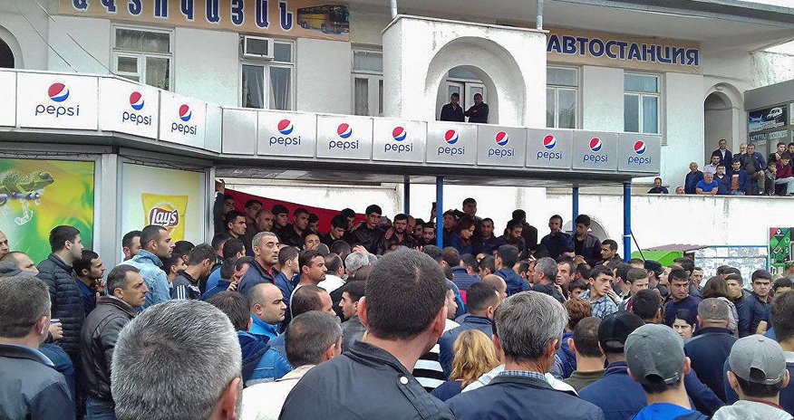 Qarabağ aksiyalarla silkələnir: İrəvana müraciət etdilər Qarabağ aksiyalarla silkələnir: İrəvana müraciət etdilər