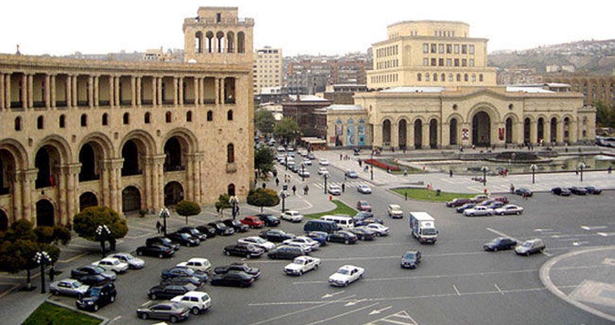Azərbaycanlı “gözəl” İrəvana getmək istədi Azərbaycanlı “gözəl” İrəvana getmək istədi
