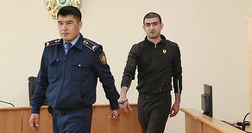 В Казахстане судят азербайджанца за кражу 331 тыс. манатов В Казахстане судят азербайджанца за кражу 331 тыс. манатов