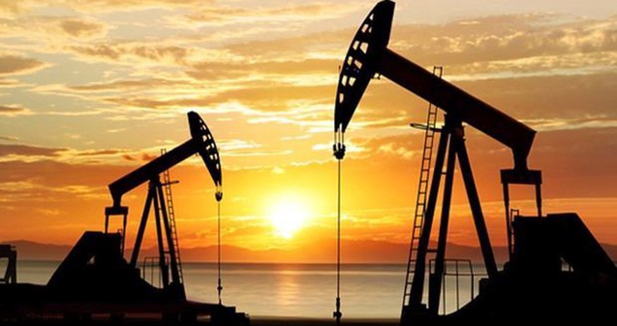 Мировые цены на нефть снижаются Мировые цены на нефть снижаются