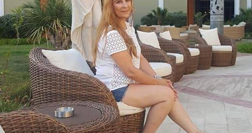 Azərbaycanlı aparıcı qısa şortda fotolarını paylaşdı: “Gəlin döyün məni” – Fotolar Azərbaycanlı aparıcı qısa şortda fotolarını paylaşdı: “Gəlin döyün məni” – Fotolar