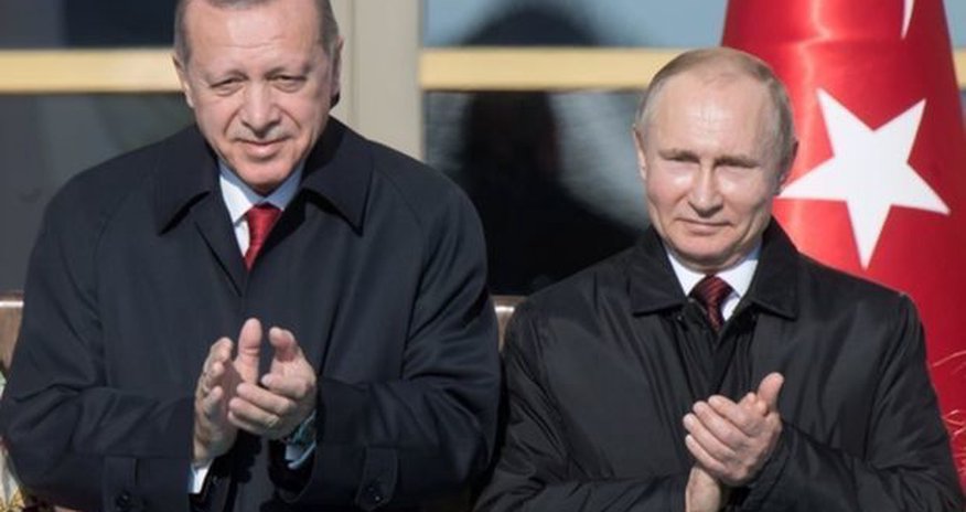 Ərdoğan özünü və Putini təriflədi Ərdoğan özünü və Putini təriflədi