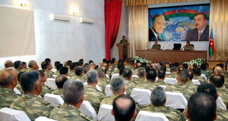 Genişmiqyaslı təlimlərin yekun müşavirəsi keçirilib Genişmiqyaslı təlimlərin yekun müşavirəsi keçirilib