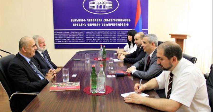 Ərəb biznesmen Qarabağda fındıq əkəcək Ərəb biznesmen Qarabağda fındıq əkəcək