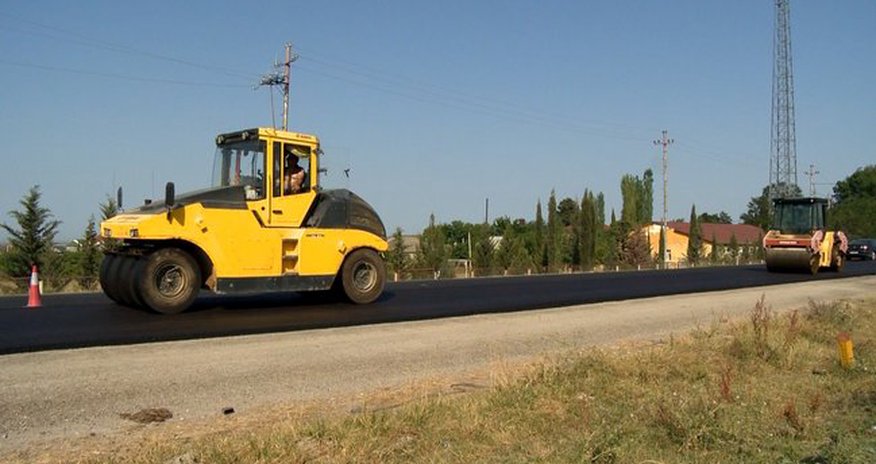Bu yol əsaslı şəkildə bərpa olunur Bu yol əsaslı şəkildə bərpa olunur