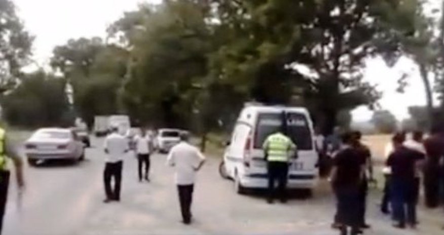 Azyaşlıların da xəsarət aldığı qəzanın görüntüləri – VİDEO Azyaşlıların da xəsarət aldığı qəzanın görüntüləri – VİDEO