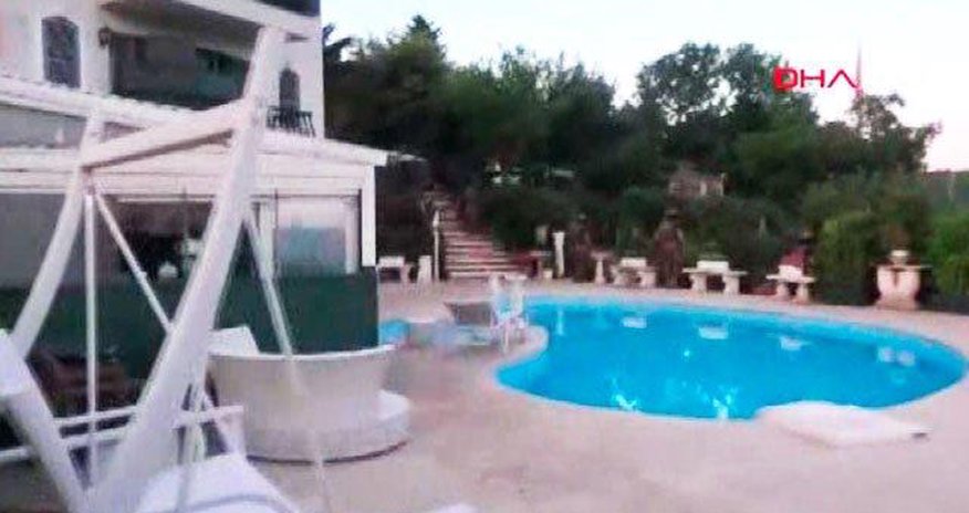 Adnan Oktarın villasının görüntüləri yayıldı - VIDEO Adnan Oktarın villasının görüntüləri yayıldı - VIDEO