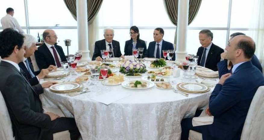 Novruz Məmmədov Mattarella ilə birgə nahar edib Novruz Məmmədov Mattarella ilə birgə nahar edib