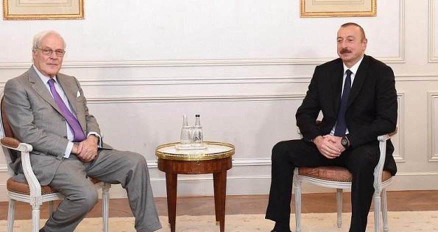 İlham Əliyev Parisdə mühüm görüşlər keçirdi İlham Əliyev Parisdə mühüm görüşlər keçirdi