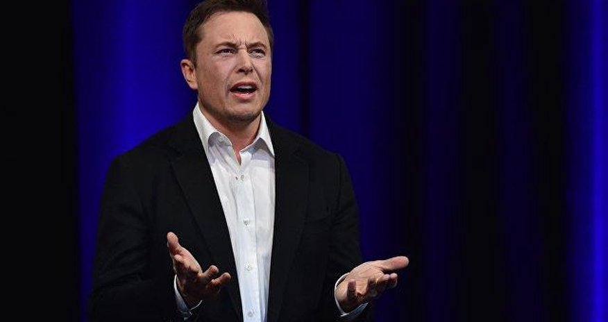 Акционеры Tesla подали в суд на Маска Акционеры Tesla подали в суд на Маска