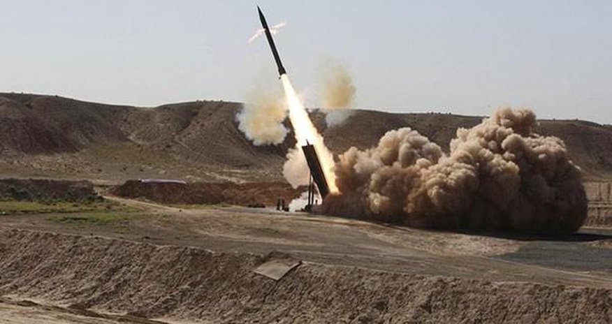 İran yeni raketini sınaqdan keçirdi İran yeni raketini sınaqdan keçirdi
