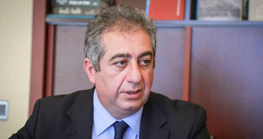 Azərbaycanlı iqtisadçı: "Dəvət etsələr, Türkiyədəki böhranı dayandıraram" Azərbaycanlı iqtisadçı: "Dəvət etsələr, Türkiyədəki böhranı dayandıraram"