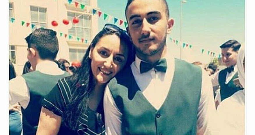 Bakıda ana və oğlu eyni vaxtda tələbə oldu Bakıda ana və oğlu eyni vaxtda tələbə oldu