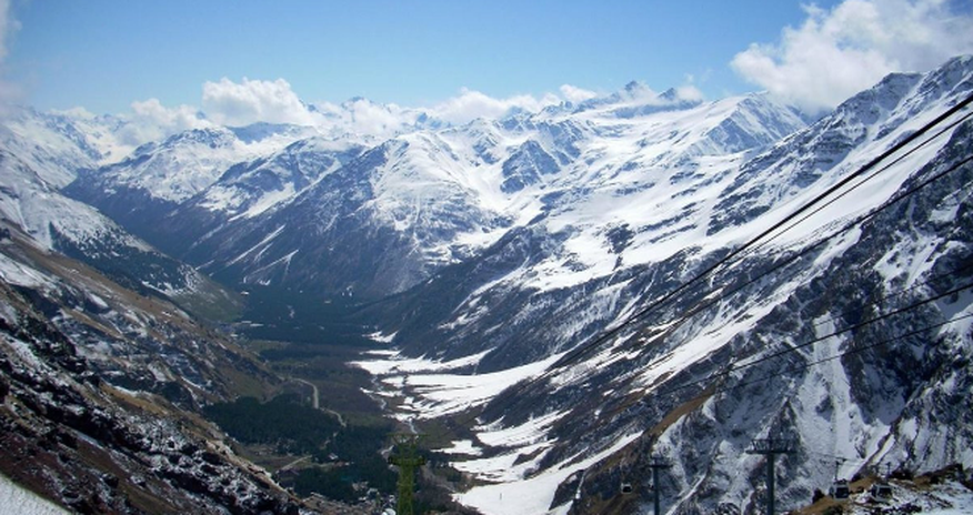 Dağda ölmüş alpinistin meyiti TAPILDI Dağda ölmüş alpinistin meyiti TAPILDI