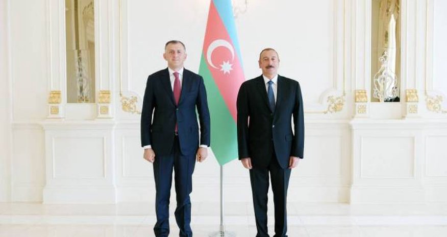 Prezident Gürcüstanın yeni səfirini qəbul edib Prezident Gürcüstanın yeni səfirini qəbul edib