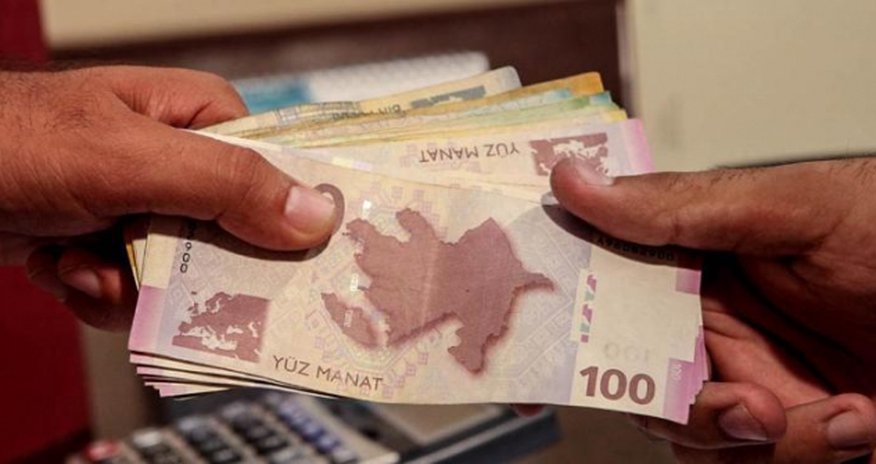 RƏSMİ: Bakıda orta maaş 800 manata çatır RƏSMİ: Bakıda orta maaş 800 manata çatır