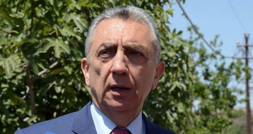 Eldar Əzizov Bakı meriyasında islahatlara başladı Eldar Əzizov Bakı meriyasında islahatlara başladı