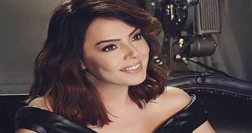Ebru Gündəşin Bakı konsertinin qiyməti - 800 manat Ebru Gündəşin Bakı konsertinin qiyməti - 800 manat