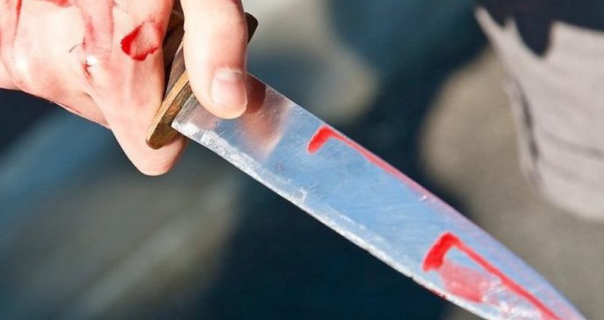 Gəncədə kişi bacısı qızını qaçırdan 20 yaşlı gəncin boğazını kəsərək qətlə yetirib Gəncədə kişi bacısı qızını qaçırdan 20 yaşlı gəncin boğazını kəsərək qətlə yetirib
