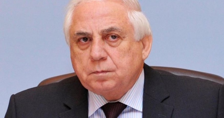 Hadi Rəcəbli saxta əlillik verilməsindən danışdı Hadi Rəcəbli saxta əlillik verilməsindən danışdı