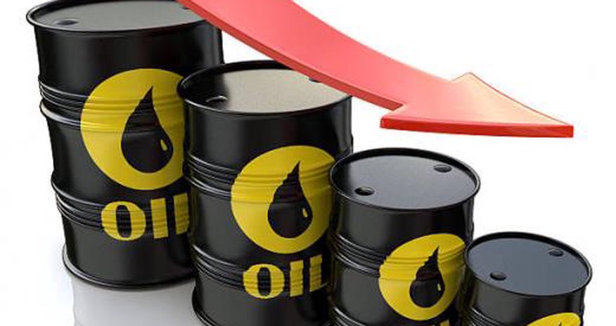 Цены на нефть снижаются после призывов Трампа Цены на нефть снижаются после призывов Трампа
