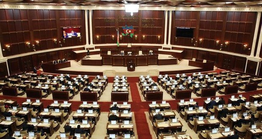 Milli Məclisin xüsusi iclası başlayır Milli Məclisin xüsusi iclası başlayır
