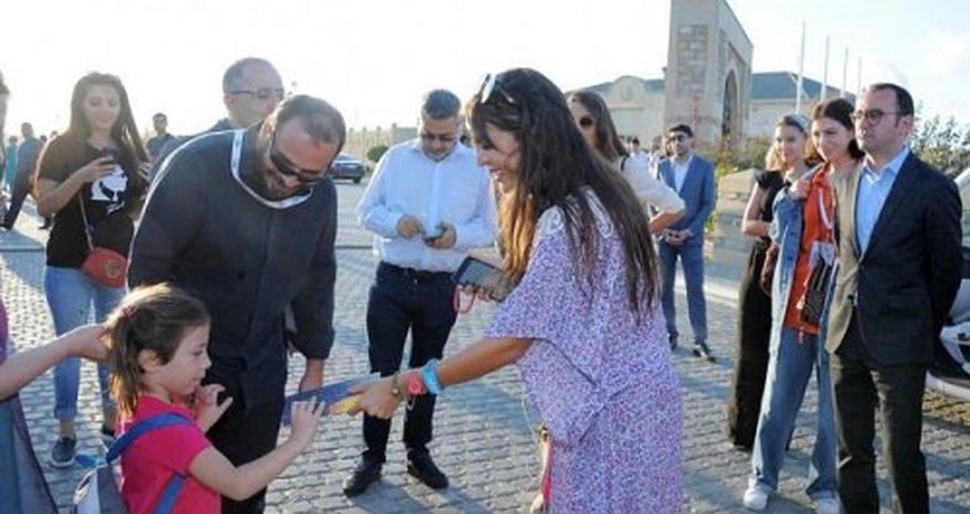 Leyla və Arzu Əliyeva mükafatlandırma mərasimində Leyla və Arzu Əliyeva mükafatlandırma mərasimində