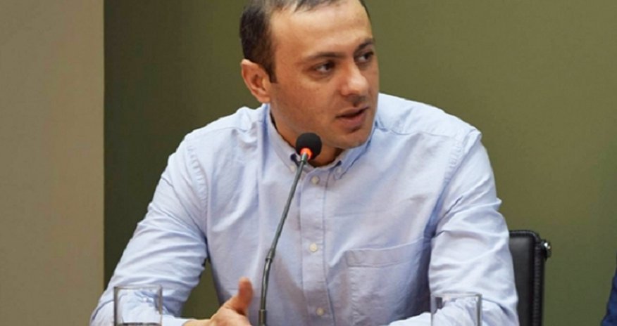 Armen Qriqoryanın atası Qarabağda intihar edib Armen Qriqoryanın atası Qarabağda intihar edib