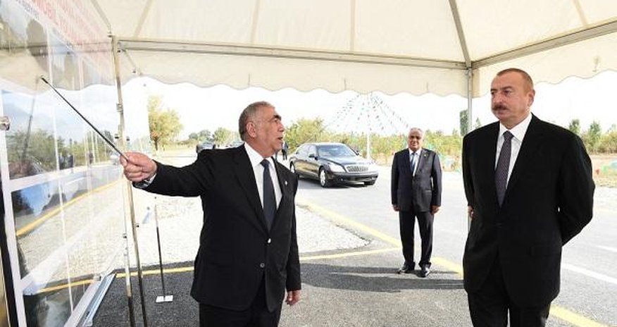 İlham Əliyev Xızı və Qubada açılışlar etdi İlham Əliyev Xızı və Qubada açılışlar etdi