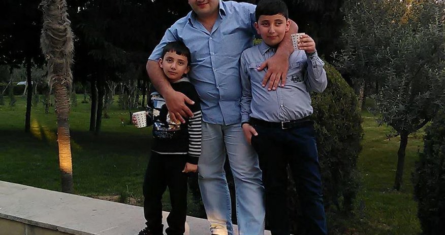 Bakıda faciəvi şəkildə ölən 34 yaşlı sənətkarın FOTOLARI Bakıda faciəvi şəkildə ölən 34 yaşlı sənətkarın FOTOLARI