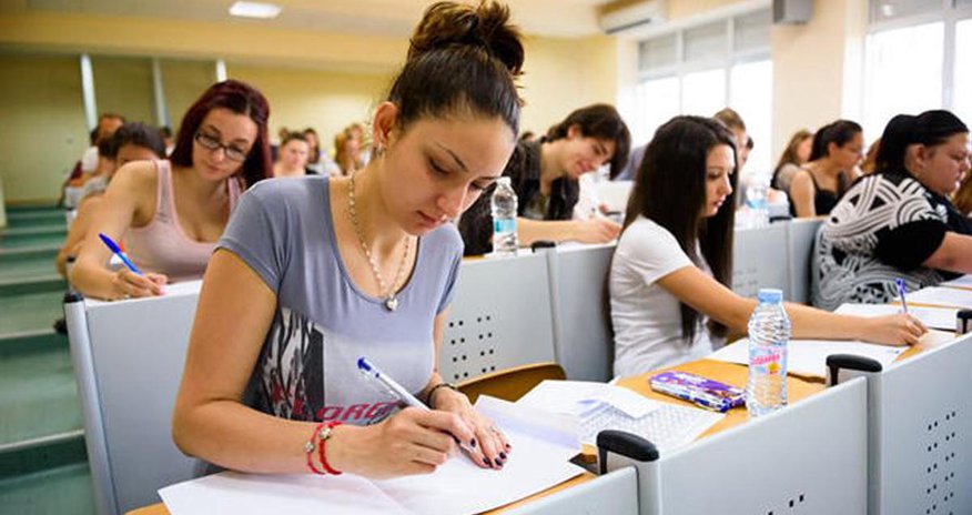 Azərbaycanda daha bir universitetdə qəribə qadağa - Bu dəfə... - FOTO Azərbaycanda daha bir universitetdə qəribə qadağa - Bu dəfə... - FOTO