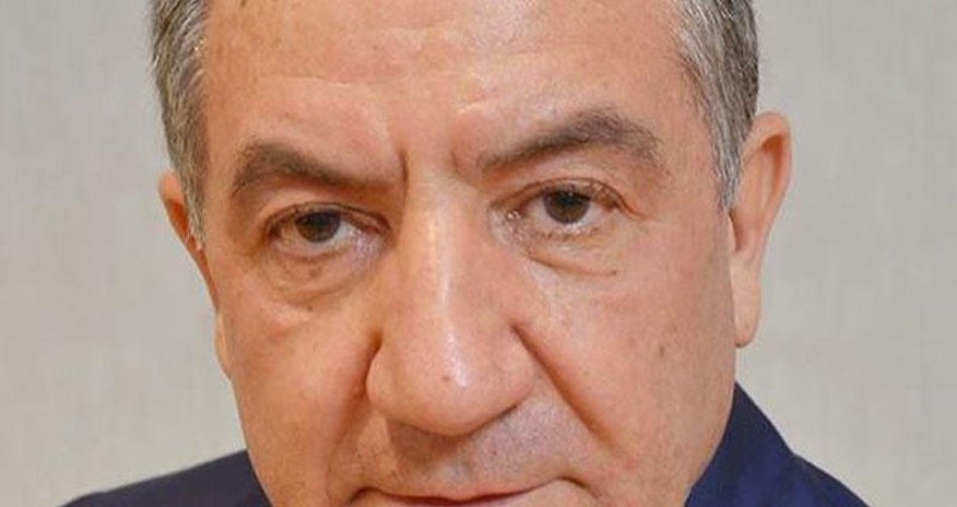 Vəzifədən azad edilən icra başçısı: "Elə bilirlər, başçısansa..." Vəzifədən azad edilən icra başçısı: "Elə bilirlər, başçısansa..."