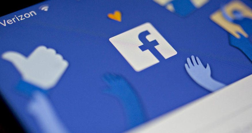 Prezidentliyə namizədlər Facebook-da reklama 20 min dollardan çox pul xərcləyiblər Prezidentliyə namizədlər Facebook-da reklama 20 min dollardan çox pul xərcləyiblər