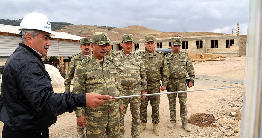 Zakir Qaralov hərbi obyektlərə baxış keçirdi - FOTO Zakir Qaralov hərbi obyektlərə baxış keçirdi - FOTO