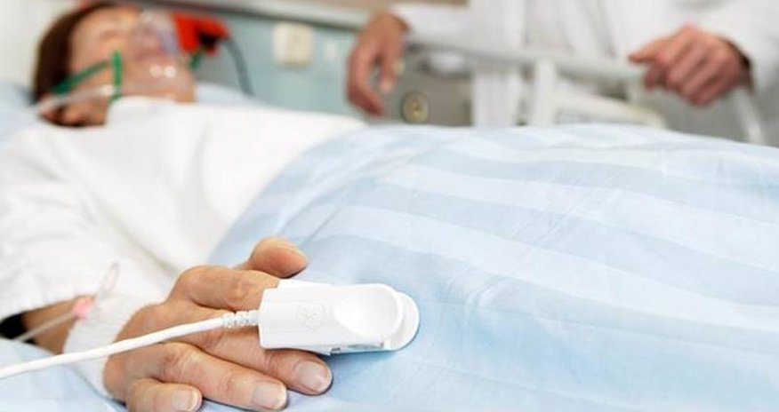 FHN çarpayıdan yıxılan qadını xilas etdi FHN çarpayıdan yıxılan qadını xilas etdi